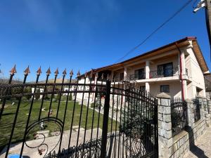 Galeriebild der Unterkunft Casa Haralambie in Greci + 54 Fotos