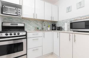 Η κουζίνα ή μικρή κουζίνα στο North Bay