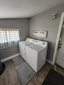 Fotografie z fotogalerie ubytování Quaint Farmhouse v destinaci Branson West