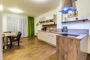 Dapur atau dapur kecil di LAGOVIDA Ankerplatz d am Störmthaler See