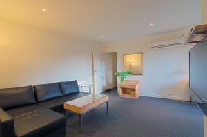 Zona d'estar a Park Squire Motor Inn & Serviced Apartments