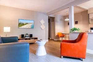 Posezení v ubytování Beachside All Suites Hotel
