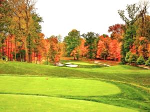 a golf course in the fall with fall foliage at Fort Harrison State Park Inn in Oaklandon