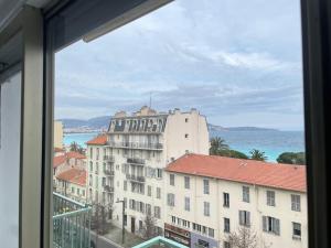 Peisaj natural din apropierea acestui apartament
