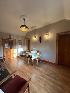 Χώρος καθιστικού στο Brae View Cottage