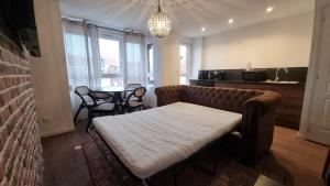 Kuchyň nebo kuchyňský kout v ubytování ROCKEFELLER - 5 min de la plage