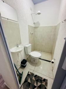 Koupelna v ubytování Apto Mobiliado Confortavel, TV Smart - Caieiras