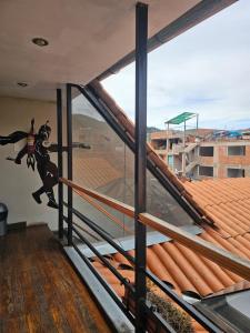 Rõdu või terrass majutusasutuses Xplora Hostel Cusco
