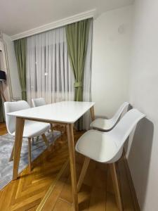 Χώρος καθιστικού στο Dici Apartments +5 φωτογραφίες