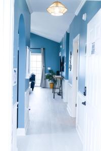 Luxury Golf Condo with Pool Access, near the Ocean and Broadway at the Beach,