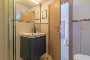 Ένα μπάνιο στο Luxury Maison Dei Colli +26 φωτογραφίες