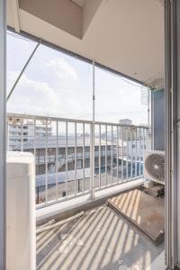 Murasaki Good Place House的阳台或露台
