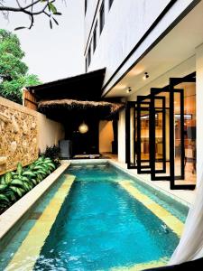 Gallery image of The Swan - Private Luxury Villa Suites 3 in Uluwatu