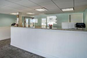 Vstupní hala nebo recepce v ubytování Econo Lodge Inn & Suites Rehoboth Beach + 37 fotografií