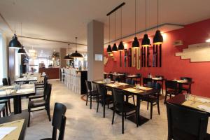 Restaurace v ubytování Hotel Repubblica Marinara