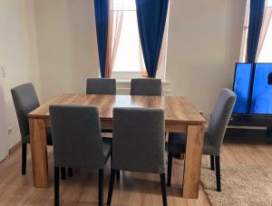 Posezení v ubytování Große 3-Zimmer Wohnung - zentral-Coburg - kostenloser Parkplatz