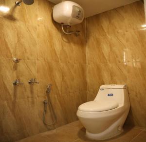 Bagno di Manopriya Residency by Azalea
