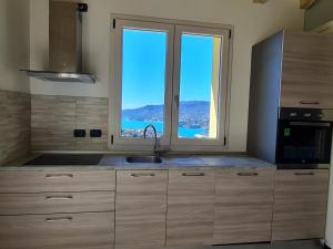 A kitchen or kitchenette at Villa Joana