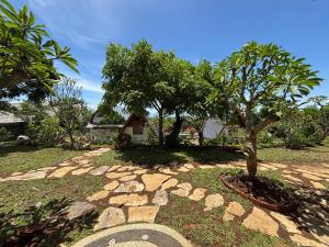 Zahrada ubytování Ringsun Homestay Uluwatu