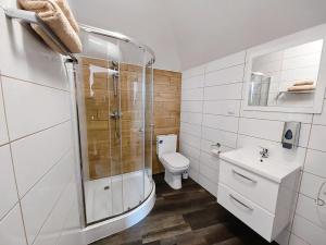 Ένα μπάνιο στο AE BERG Apartamenty