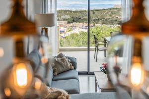 En generel udsigt til bjerge eller udsigt til bjerge taget fra lejligheden