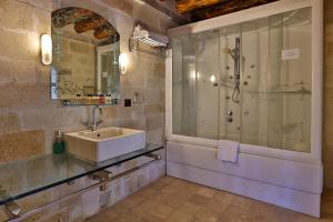 Ένα μπάνιο στο Hotel Asia Minor +72 φωτογραφίες