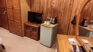 Dapur atau dapur kecil di 宏嶺溫泉山莊