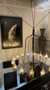Posezení v ubytování Dar Khmissa Riad & Spa