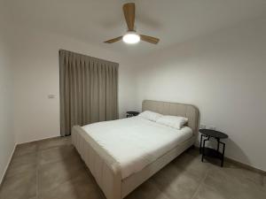 J&G Suites客房内的一张或多张床位