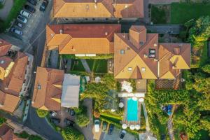 Πισίνα στο ή κοντά στο Hotel Belvedere Ranco