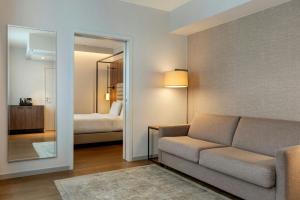 Postel nebo postele na pokoji v ubytování AC Hotel by Marriott Stockholm Ulriksdal