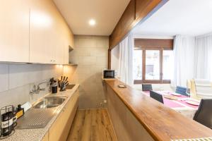 Cucina o angolo cottura di La Solana Apartaments & Spa