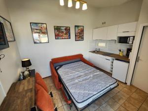 Η κουζίνα ή μικρή κουζίνα στο Le cocon méditerranéen