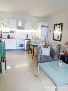 Η κουζίνα ή μικρή κουζίνα στο El Vergel de Denia