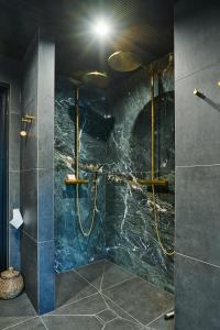 Gallery image of Villa Sifre New big villa in the heart of the archipelago by the sea in Anavainen