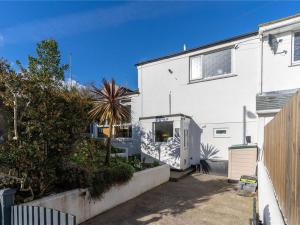 Budova, kde se prázdninový dům nachází