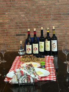 Nápoje v ubytování Wine tasting - Kitesa's wine cellar