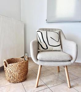 Posezení v ubytování Plumeria Apartment Sitia