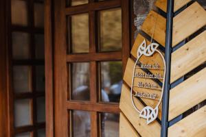 Majutusasutuses Außerhalb2 - Gästehaus Mühlstein olev sertifikaat, autasu, silt või muu dokument
