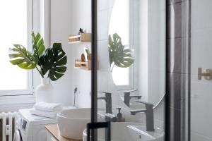 Fotografie z fotogalerie ubytování Yesclusive Apartment M4-Navigli Milan-Unipol Forum-Humanitas-Vodafone Village v destinaci Buccinasco