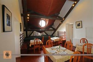 Posedenie v ubytovaní Hotel Főnix