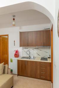 Una cocina o cocineta en Aldi's Guesthouse