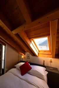 Posteľ alebo postele v izbe v ubytovaní Bernina Express Eco Rooms&Breakfast