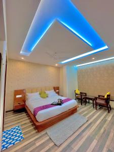 The Waypoint Inn客房内的一张或多张床位