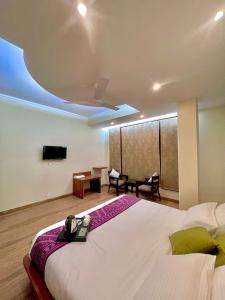 The Waypoint Inn客房内的一张或多张床位