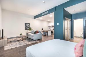 En eller flere senge i et værelse på Where Otis & Etta Meet Downtown Macon