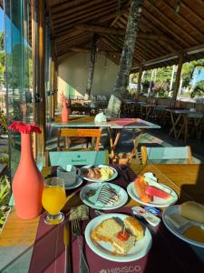 Comida no apart-hotel ou em algum lugar perto