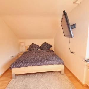 Postel nebo postele na pokoji v ubytování Ferienwohnung in Karlsbad