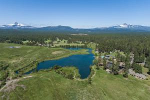 Φωτογραφία από το άλμπουμ του Shields Shalet - Meredith Lodging σε Black Butte Ranch