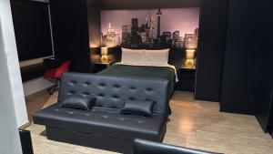 Posezení v ubytování Loft aconchegante com varanda Campolim
